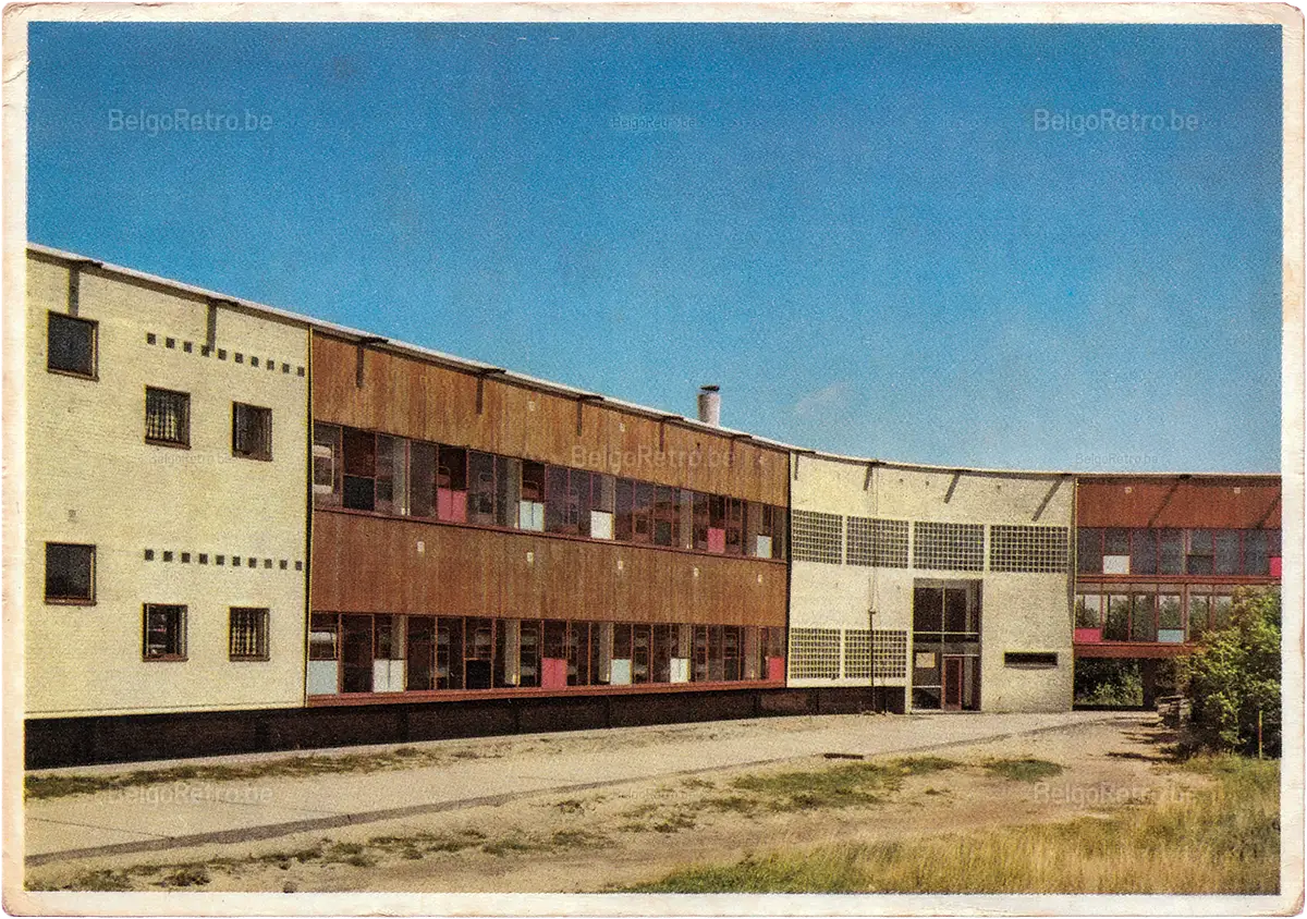  HOME ÉMILE VANDERVELDE N° 2 Oostduinkerke   Ed. EST-OUEST - Bruxelles - Reprod. Interd. Ph. Cussac 